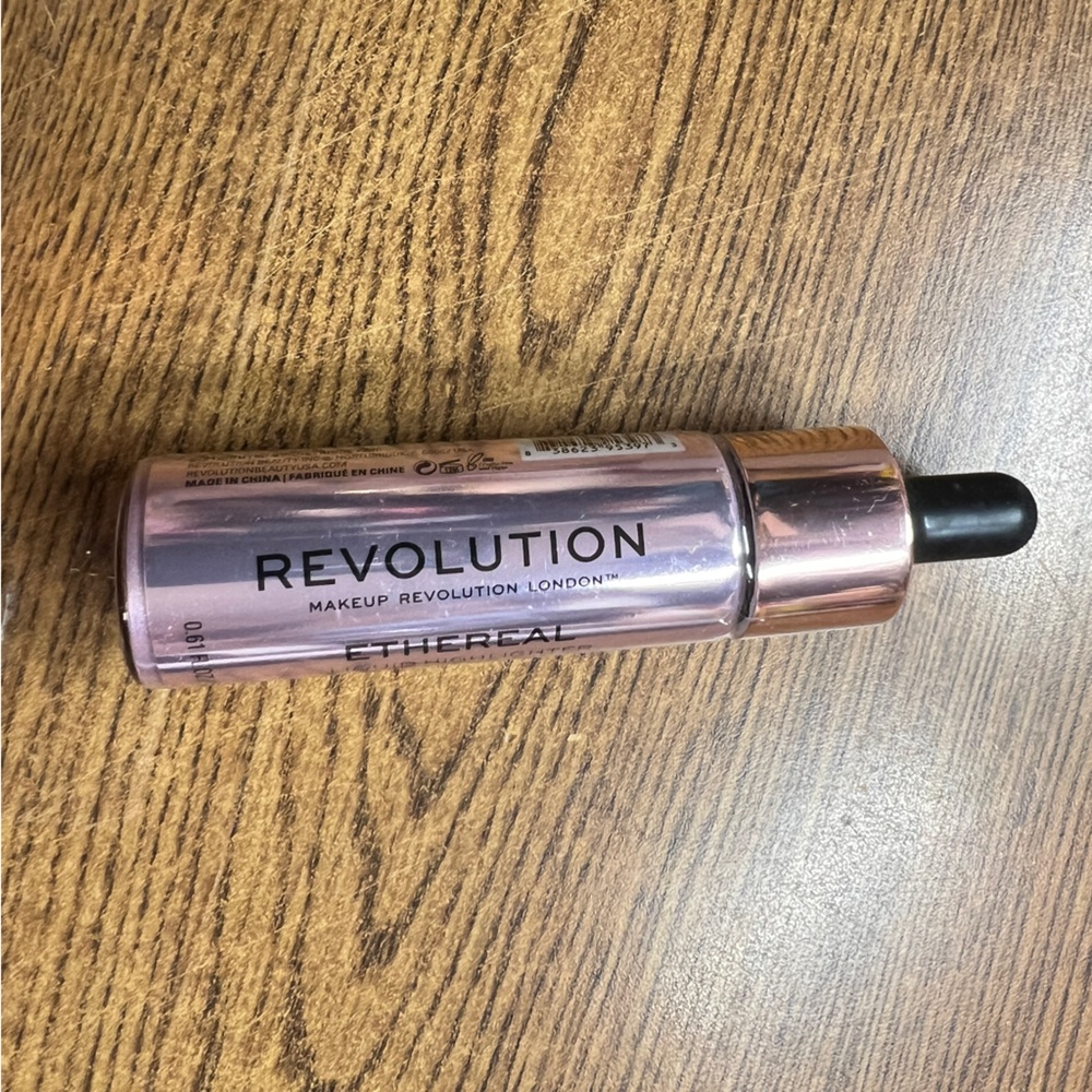 Revolution Liquid Ethereal Liquid Highlighter